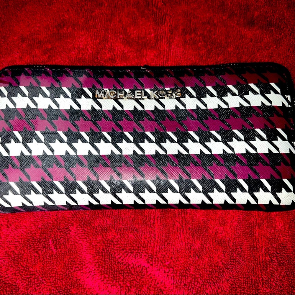 Michael Kors wallet